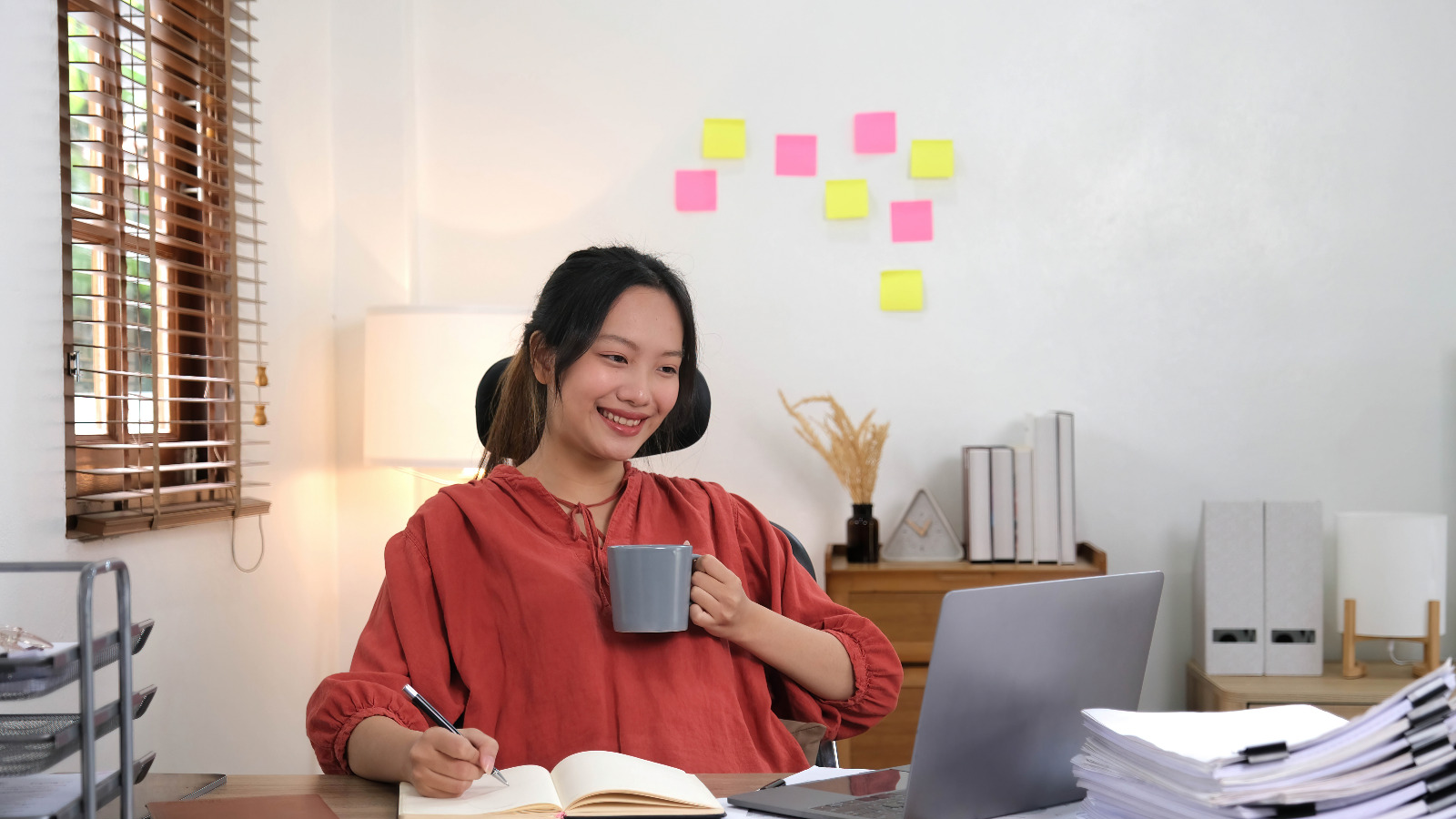 How to be Productive and Successful while Working from Home