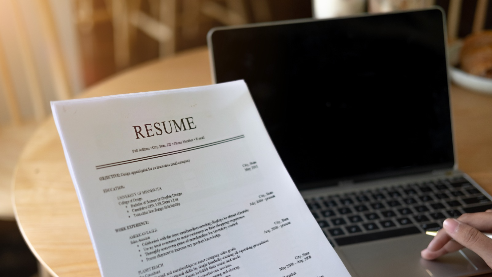 HOW TO CREATE A GOOD RESUME?