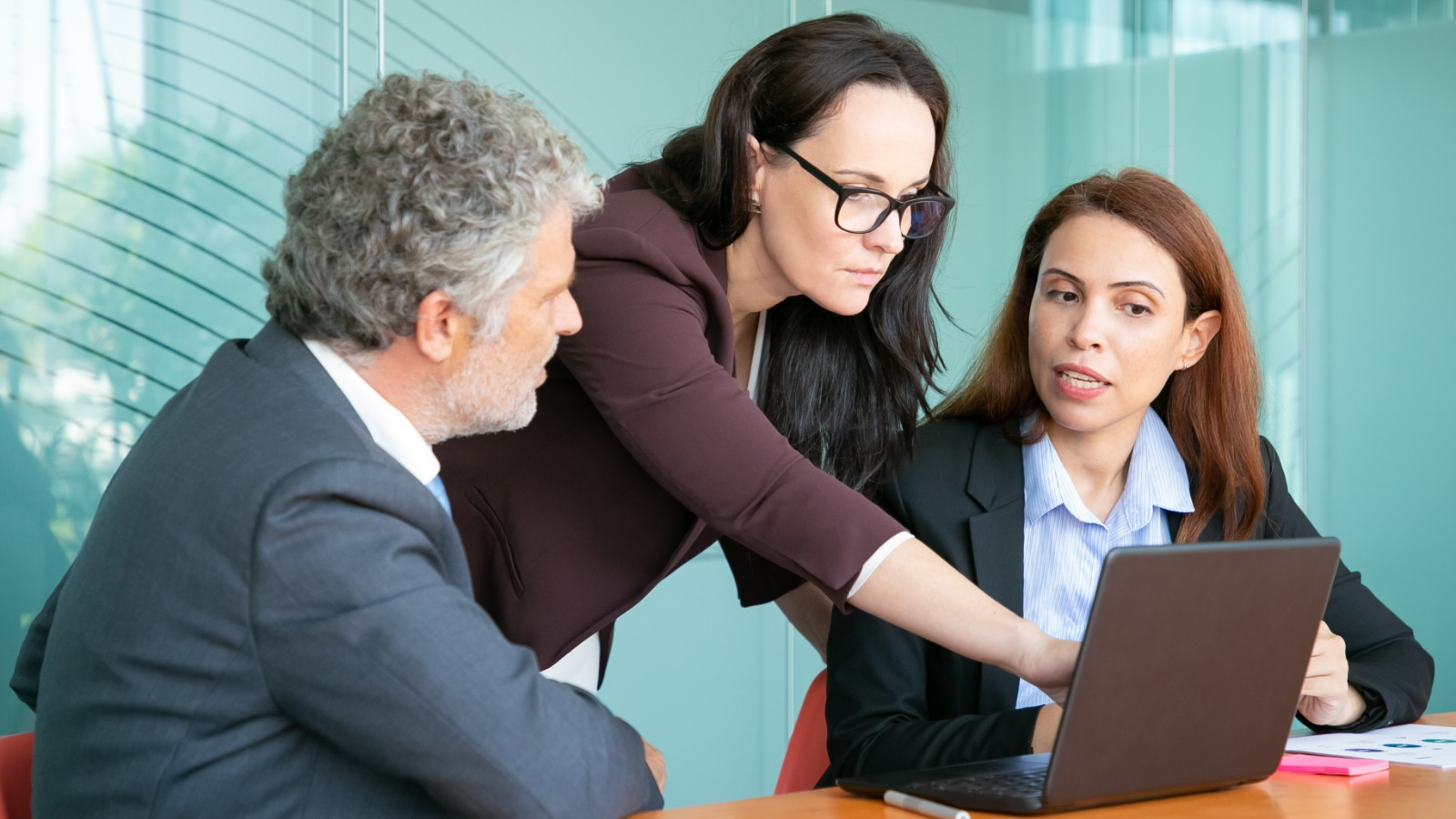 Navigating the Hiring Maze, Challenges and Solutions!